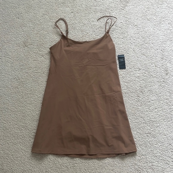 Abercrombie & Fitch Dresses & Skirts - Abercrombie traveler dress *** WITH FLAW ***